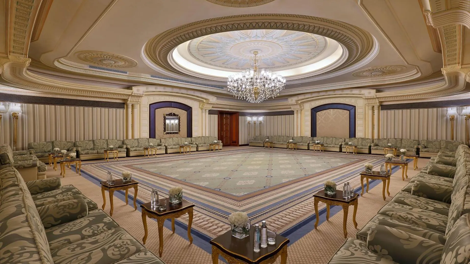 *****  The Ritz-Carlton Jeddah Hotel Saudi Arabia